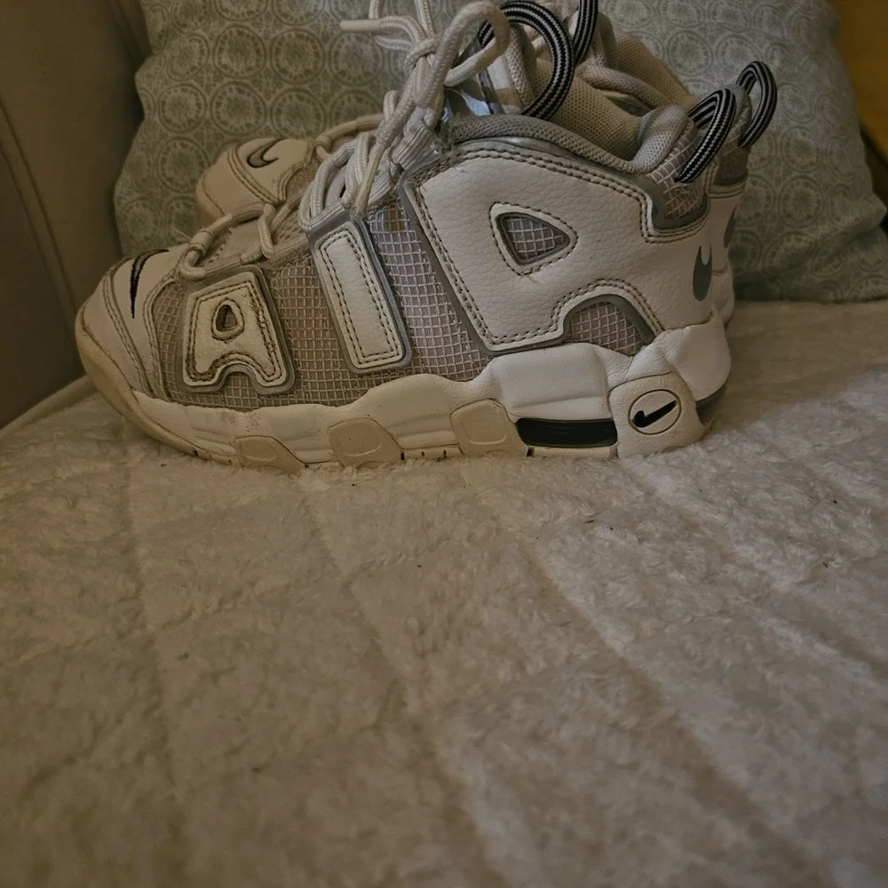 Nike Kids White Air Uptempo Low  Sneakers 13C